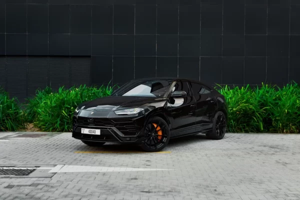 Lamborghini Urus Black